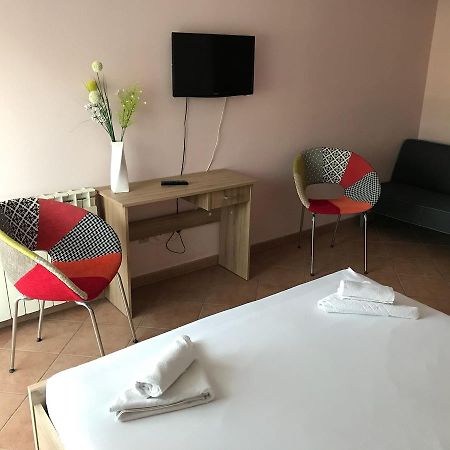 Guest House Ivo Stobreč 外观 照片