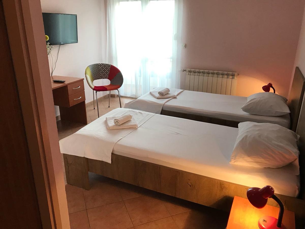 Guest House Ivo Stobreč 外观 照片